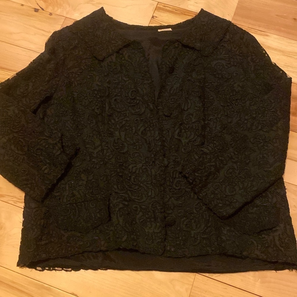 Gorgeous Black Lace Vintage blazer  France